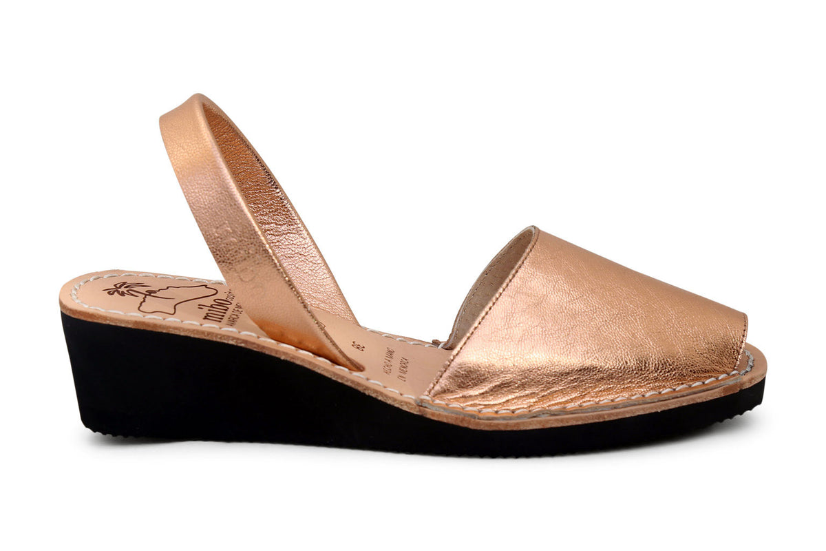 Just landed! MIBO Avarcas Metallic Rose Gold Wedges